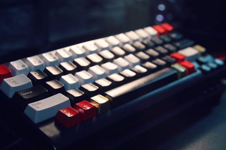 5 Best Small Gaming Keyboards | Yoodley