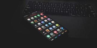 [Solved] App icon changed to green android robot