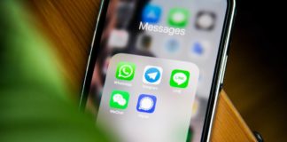 Lock Symbol On My Text Message Meaning? How To Get Rid Of It?