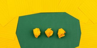 How to Send a Text Message to an AT&T, T-Mobile, or Verizon Phone From Your Email